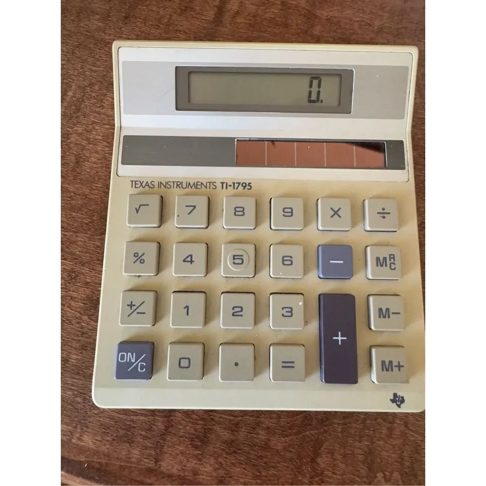 Texas Instruments Solar powered by sun like Superman vintage calculator c-1286a